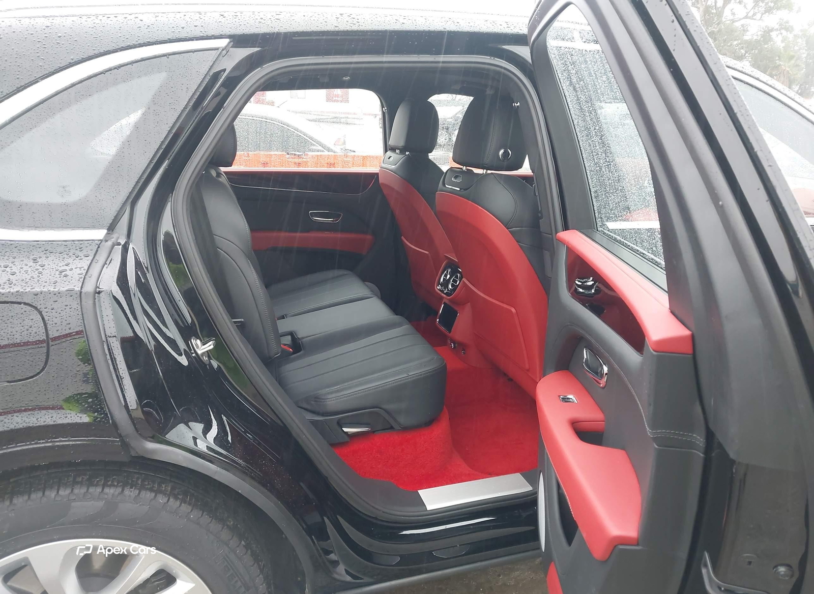 Bentley Bentayga 2024