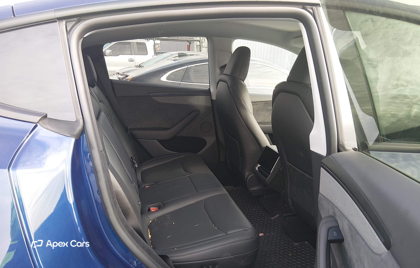 Tesla Model Y 2026