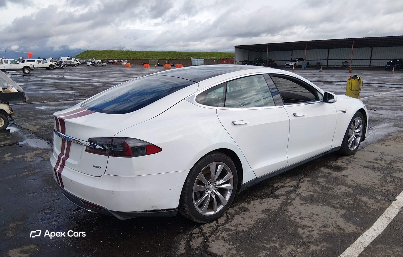 Tesla Model S 2015