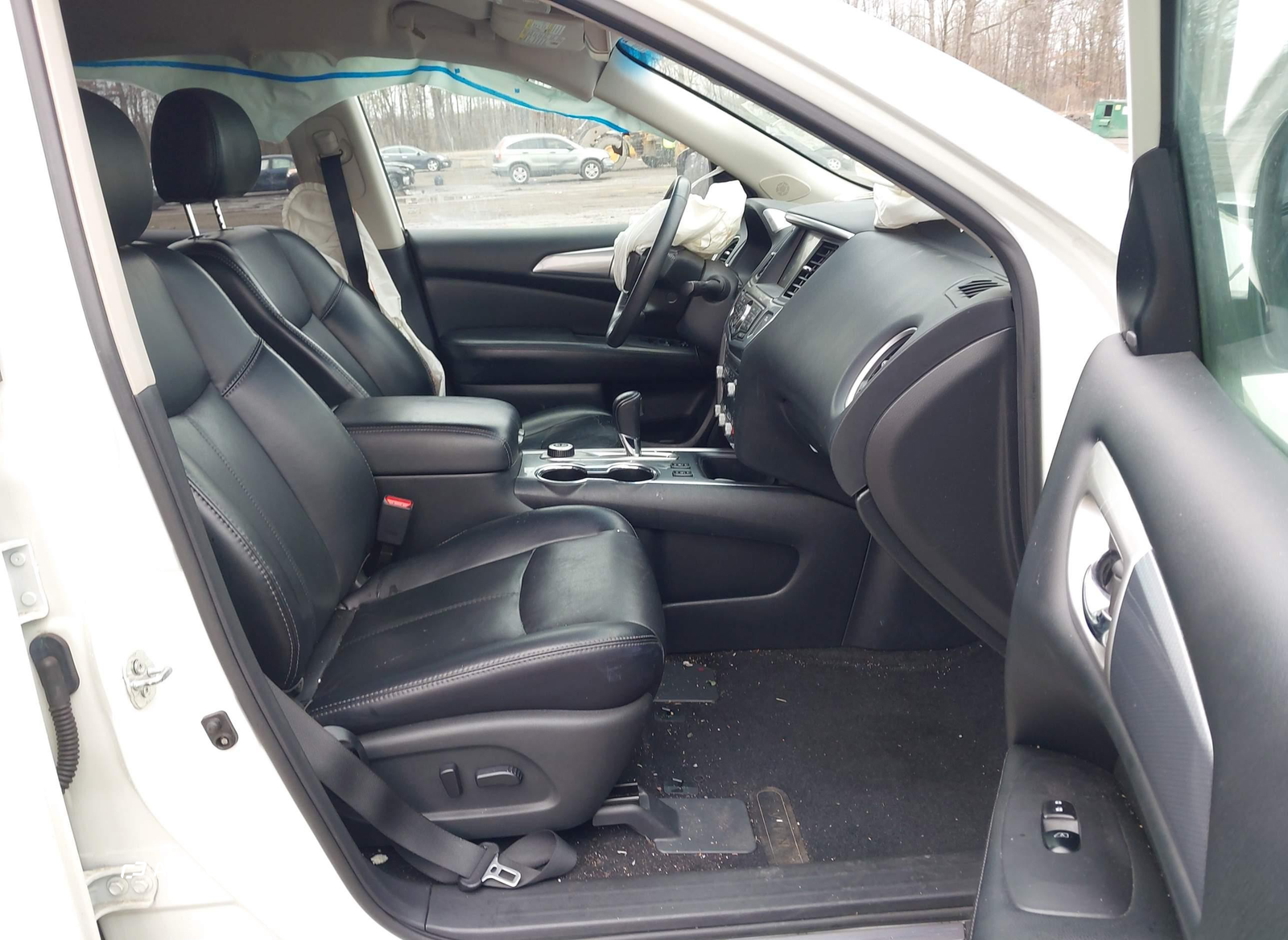 Nissan Pathfinder 2017