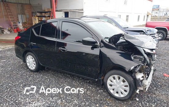 Nissan Versa 2018 - Image 1 of 16
