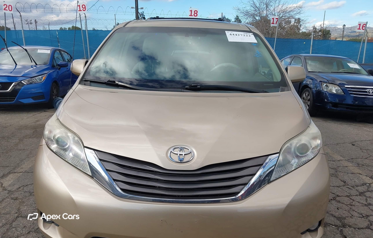 Toyota Sienna 2012
