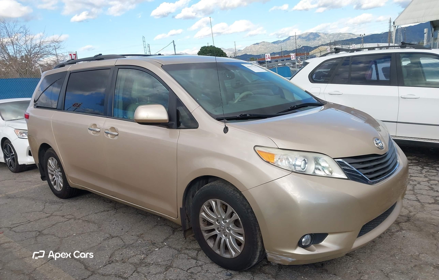 Toyota Sienna 2012