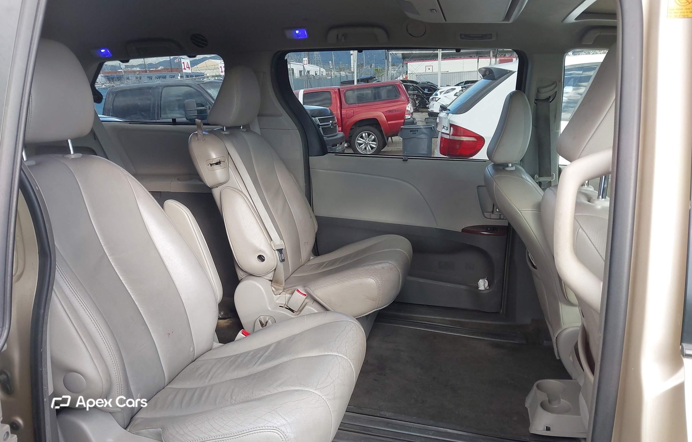 Toyota Sienna 2012