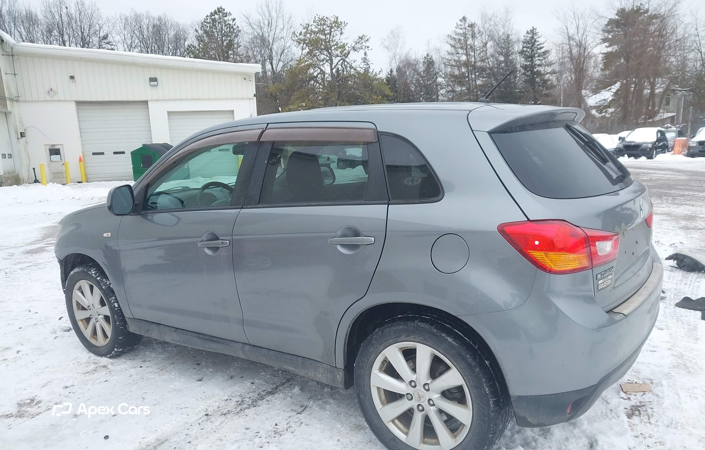 Mitsubishi Outlander 2015