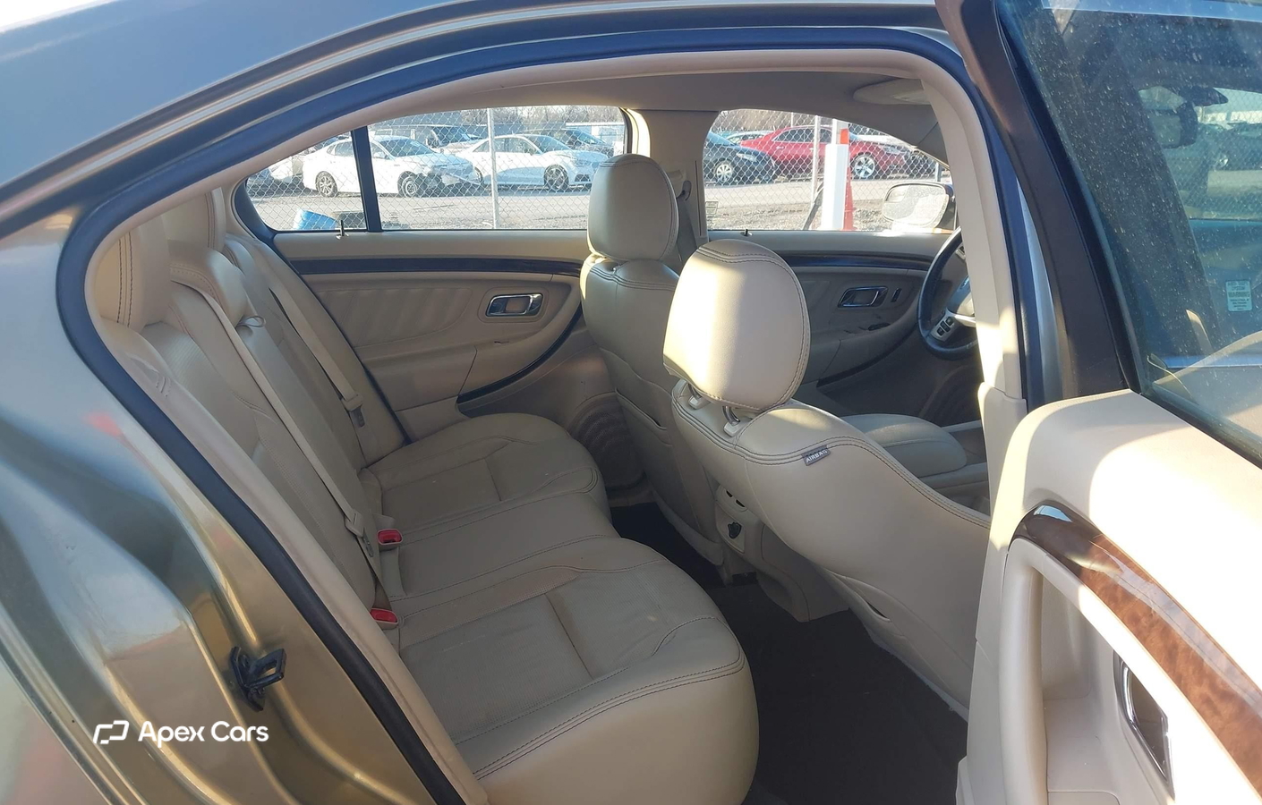 Ford Taurus 2013