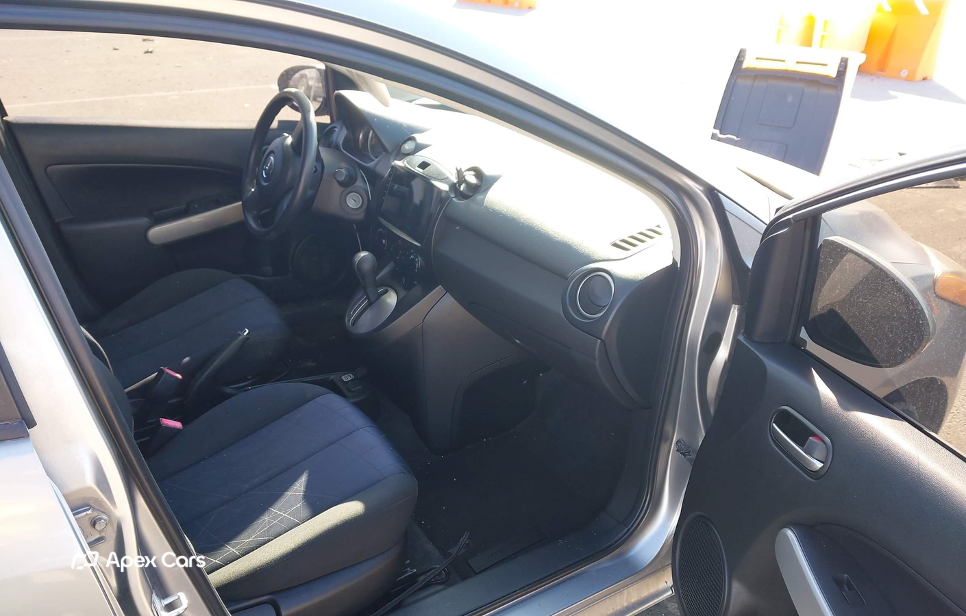 Mazda 2 2011