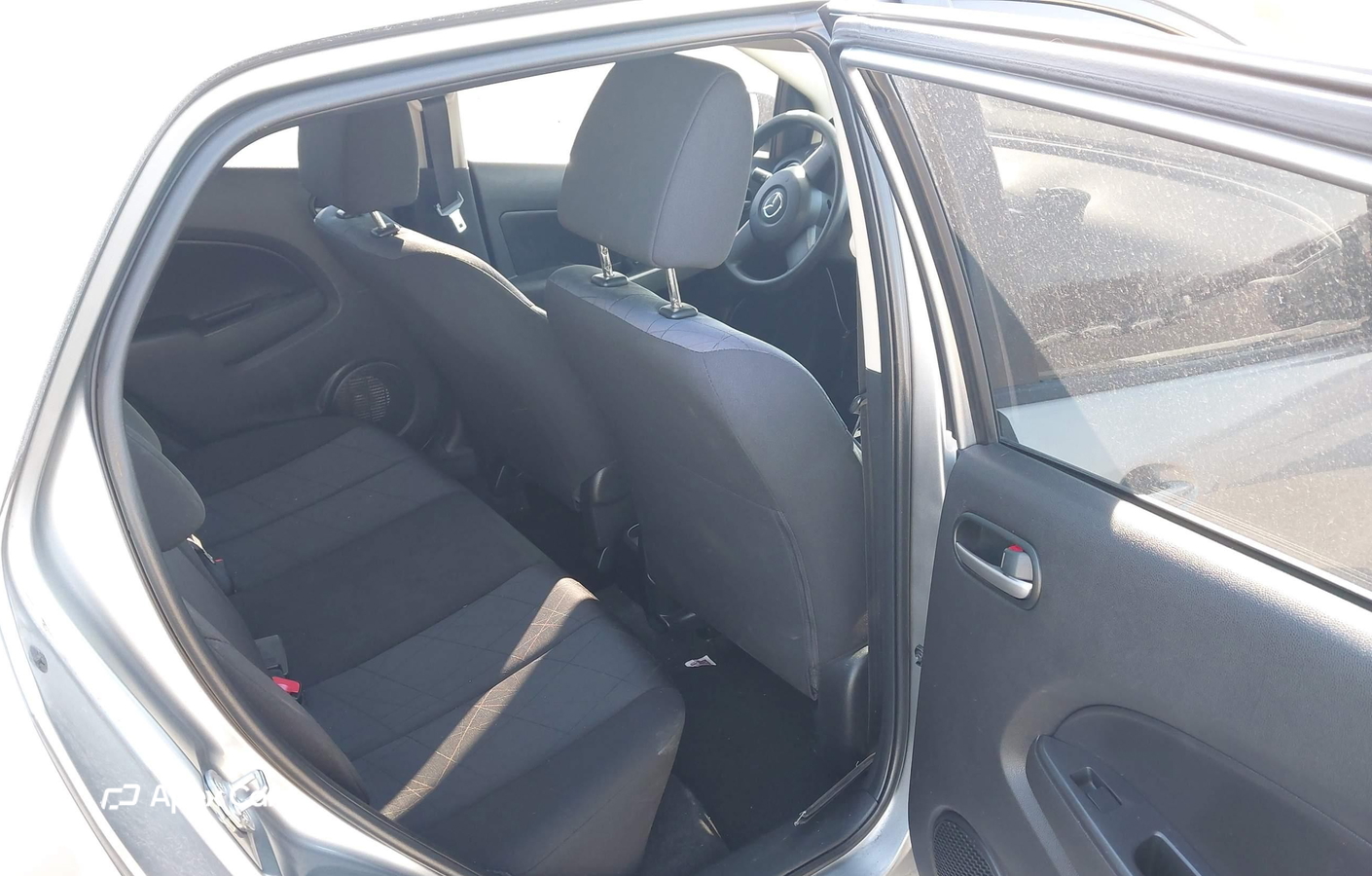 Mazda 2 2011