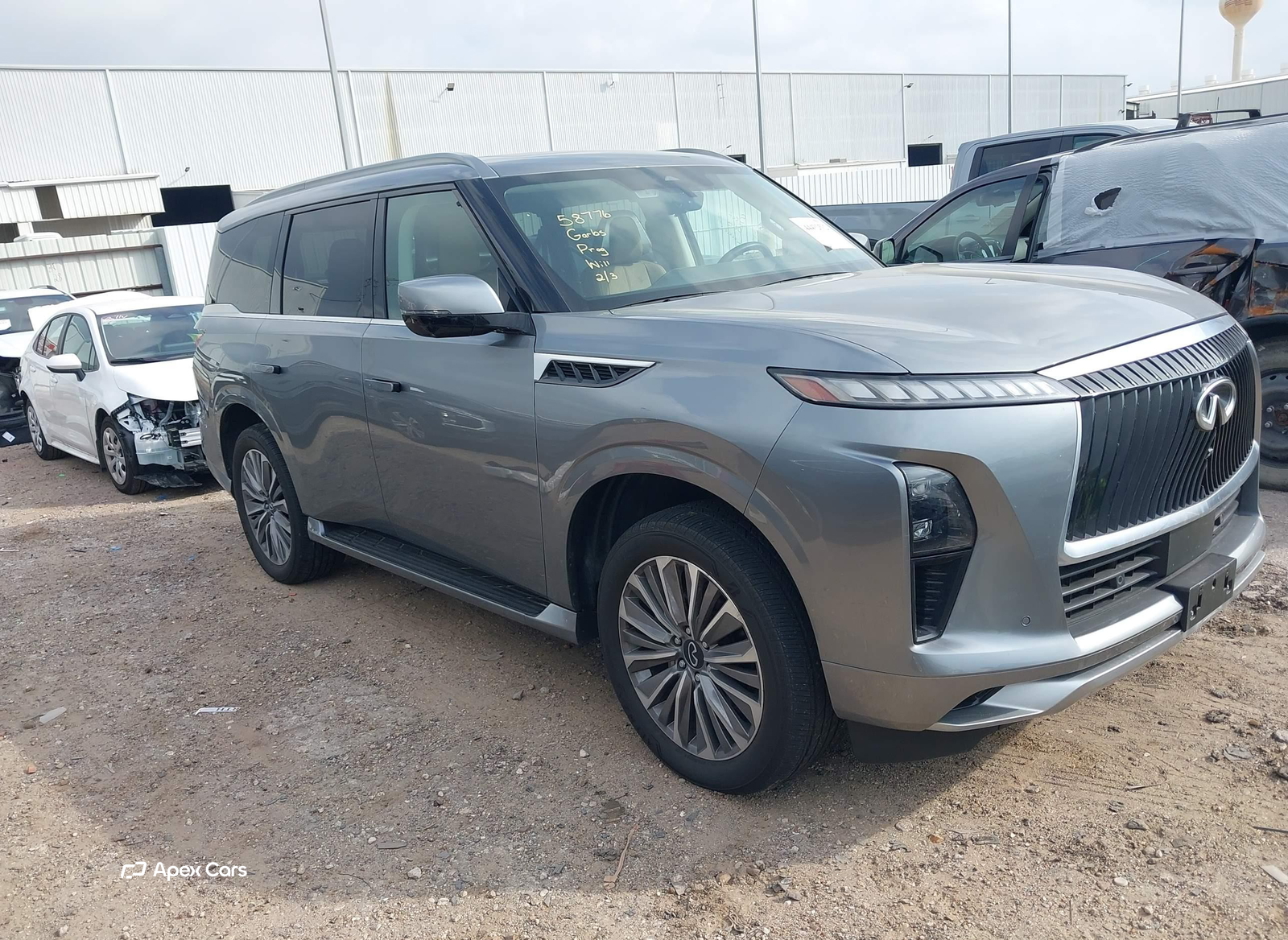 Infiniti QX80 2025