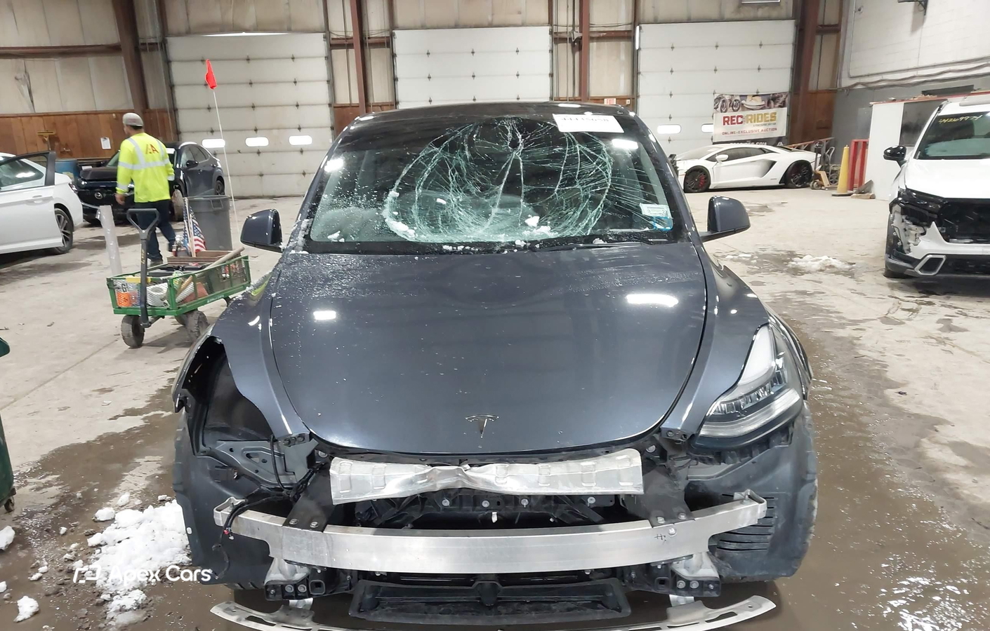 Tesla Model Y 2023