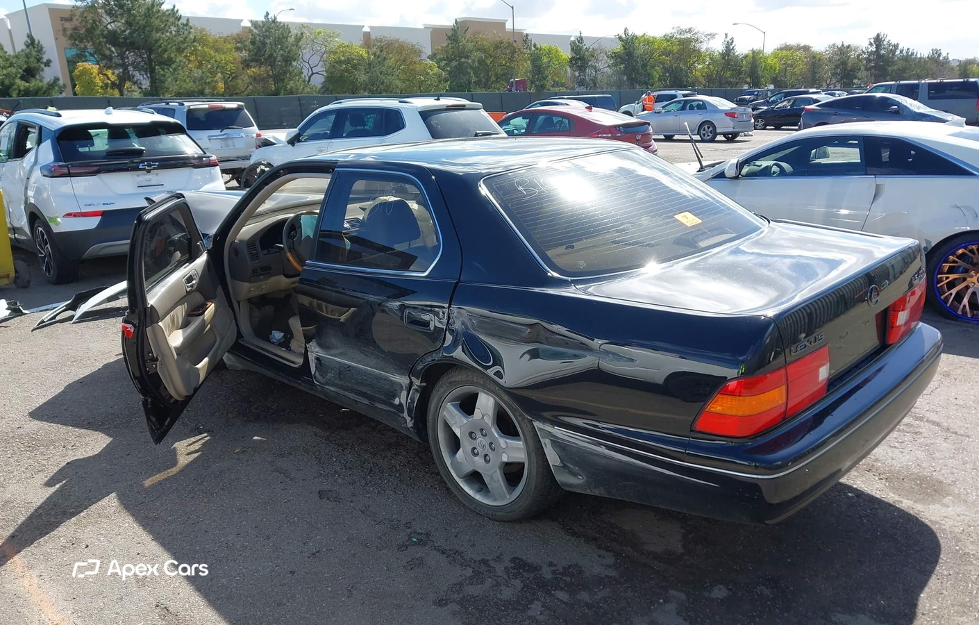 Lexus LS 2000