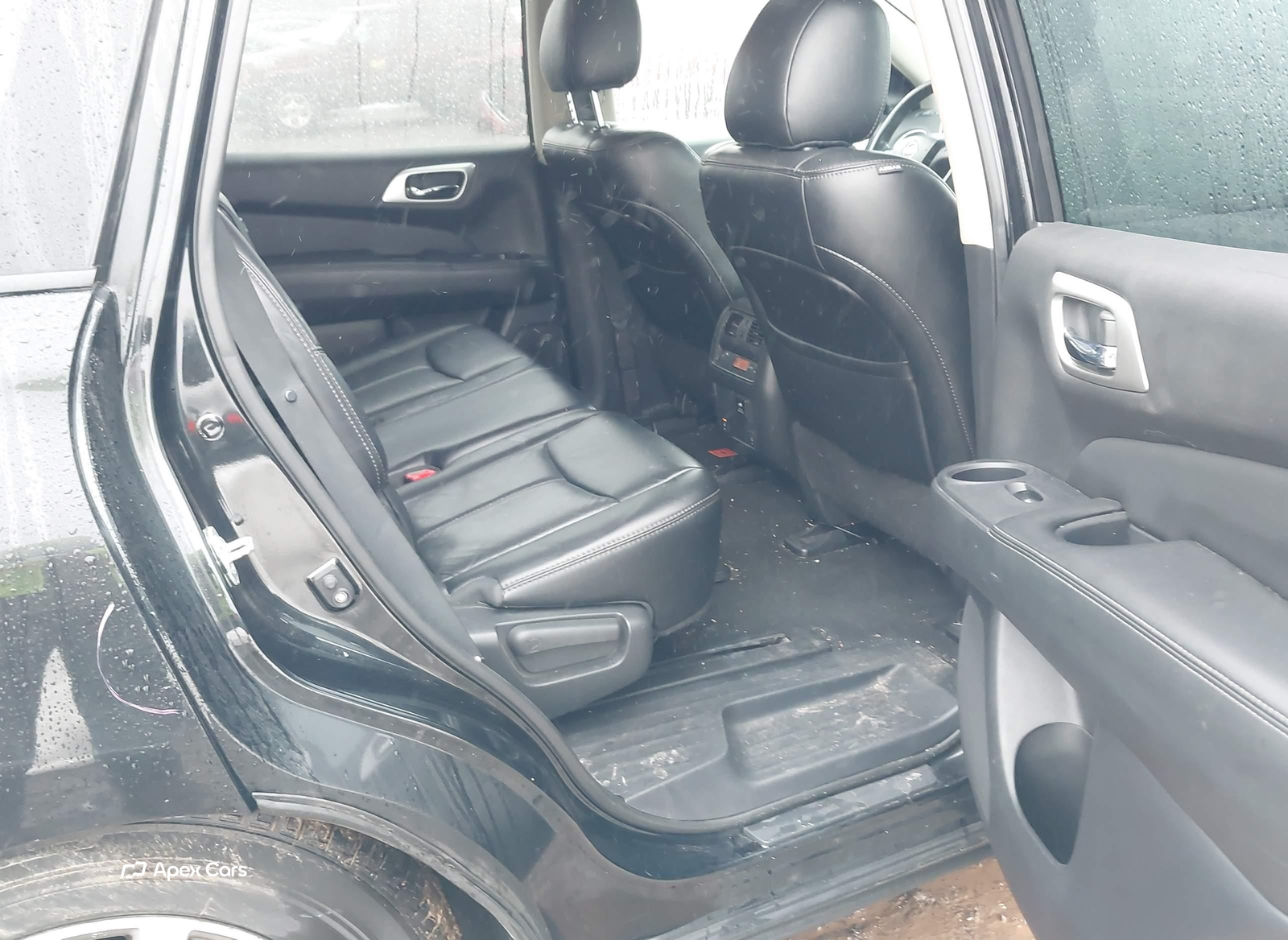 Nissan Pathfinder 2015