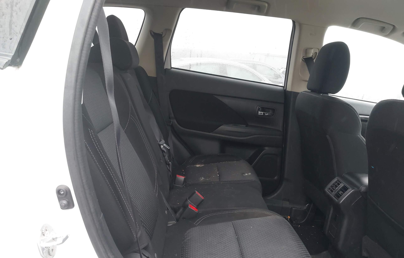 Mitsubishi Outlander 2020