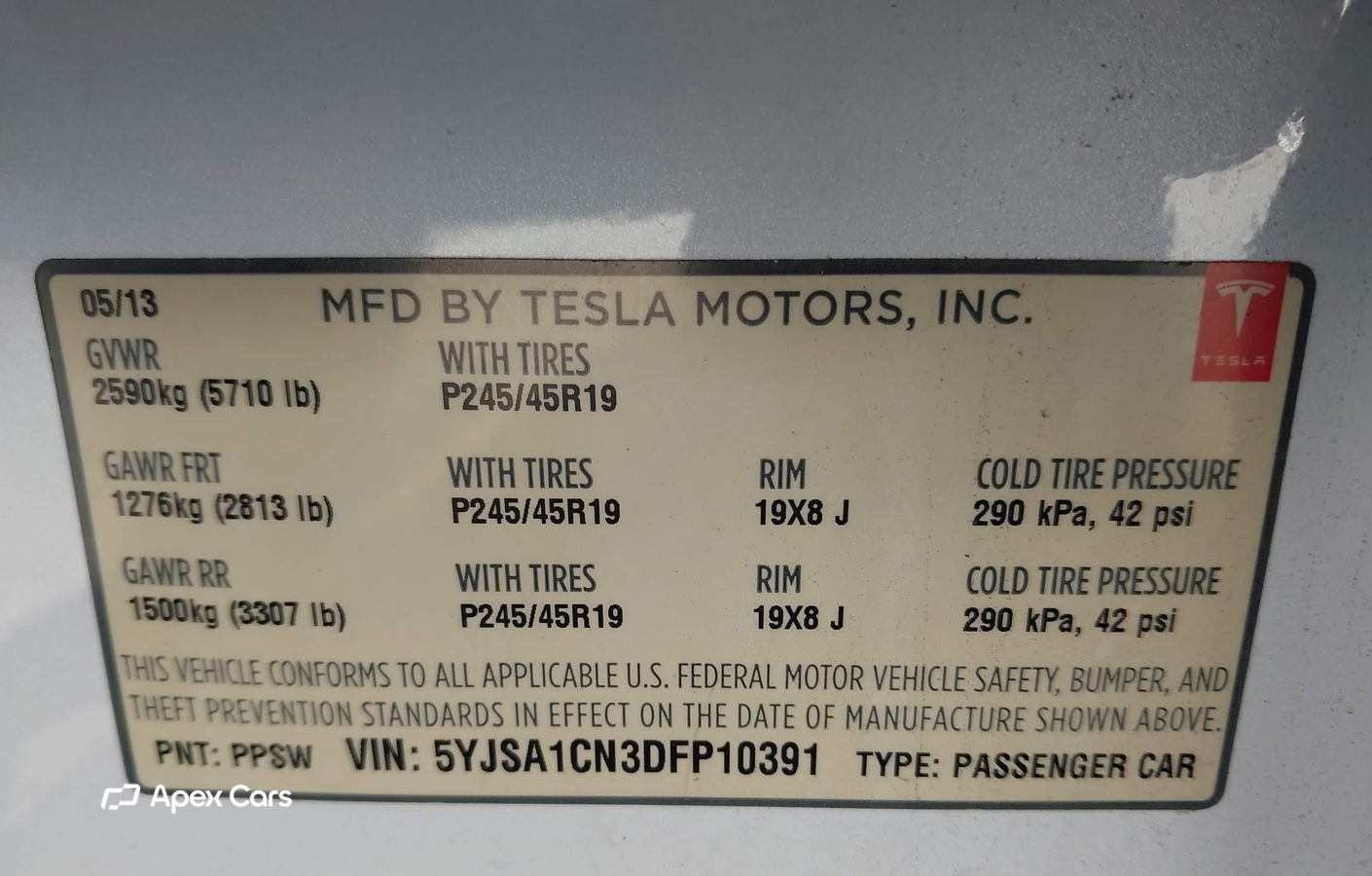 Tesla Model S 2013