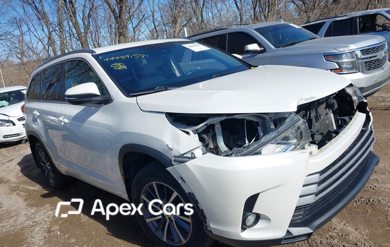 Toyota Highlander 2018 - Image 1 of 16