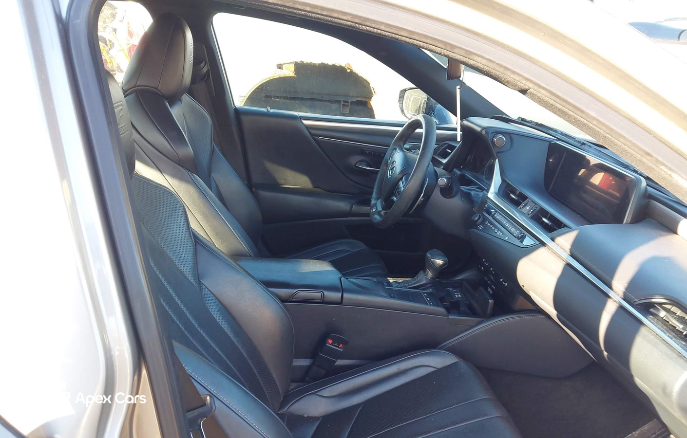 Lexus ES 2020