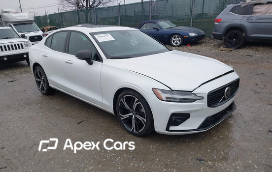 Volvo S60 2024 - Image 1 of 16