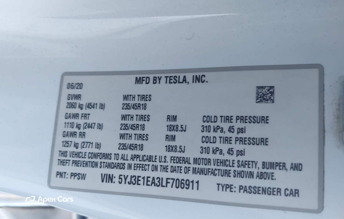 Tesla Model 3 2020