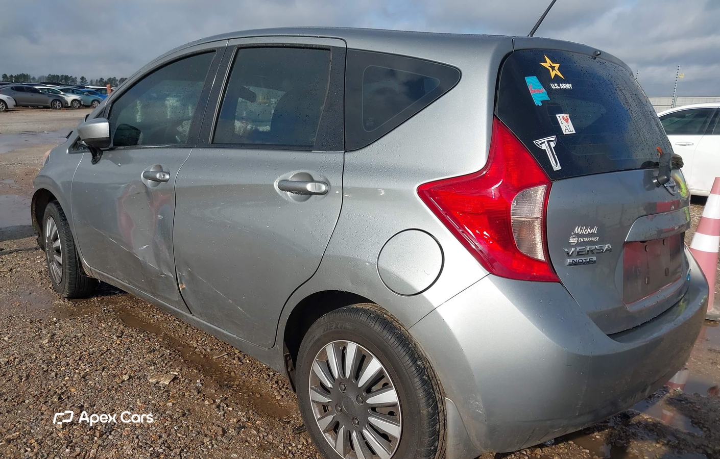 Nissan Versa 2015