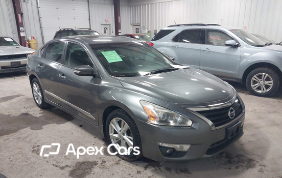 Nissan Altima 2015 - Image 1 of 10