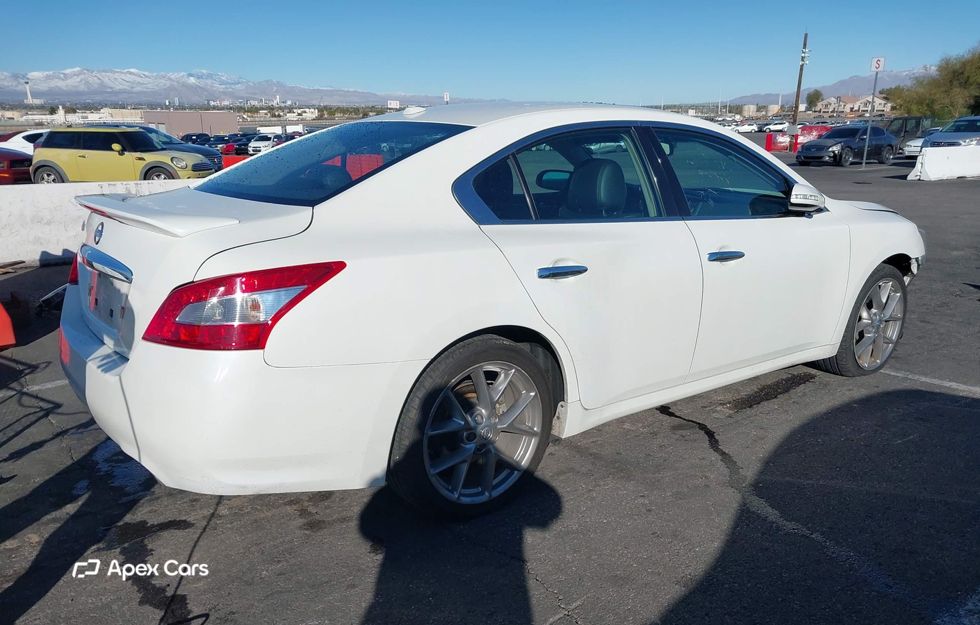 Nissan Maxima 2010