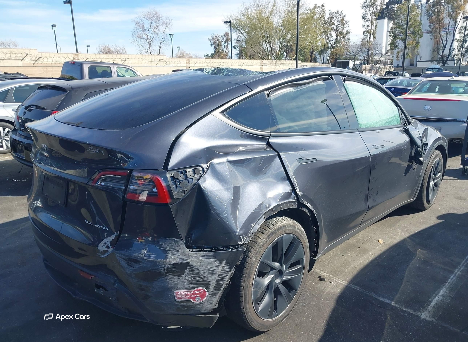 Tesla Model Y 2024