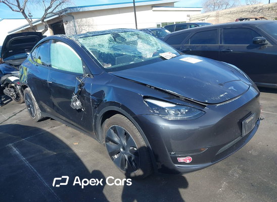 2024 Tesla Model Y - Image 1 of 5