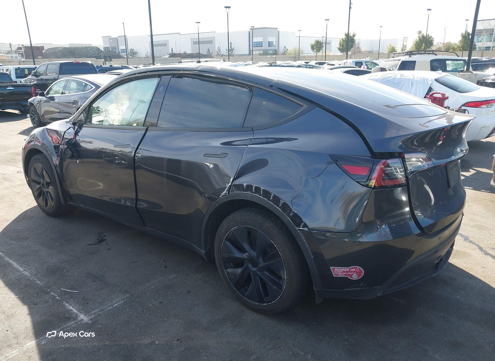 Tesla Model Y 2024