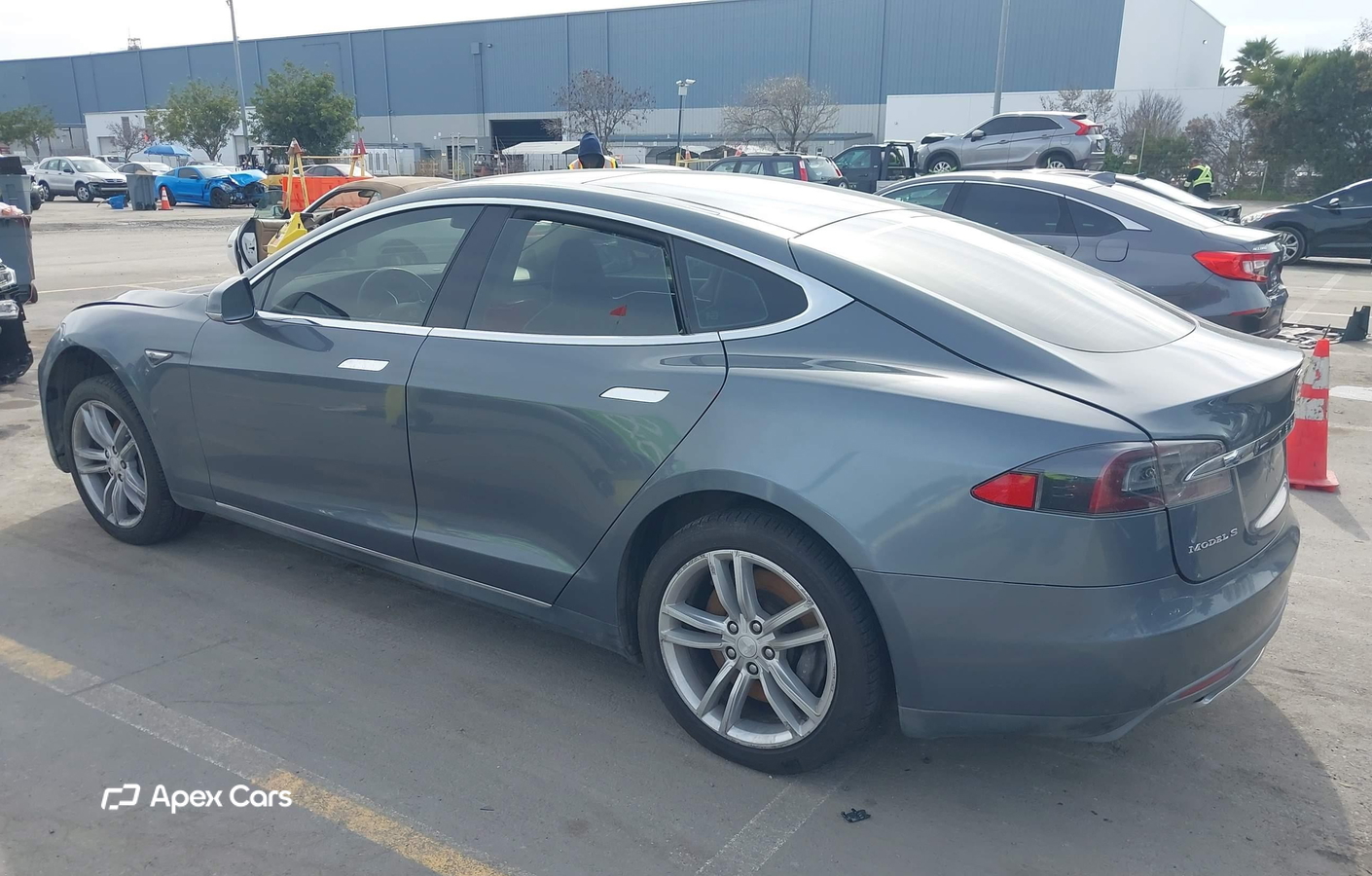 Tesla Model S 2013