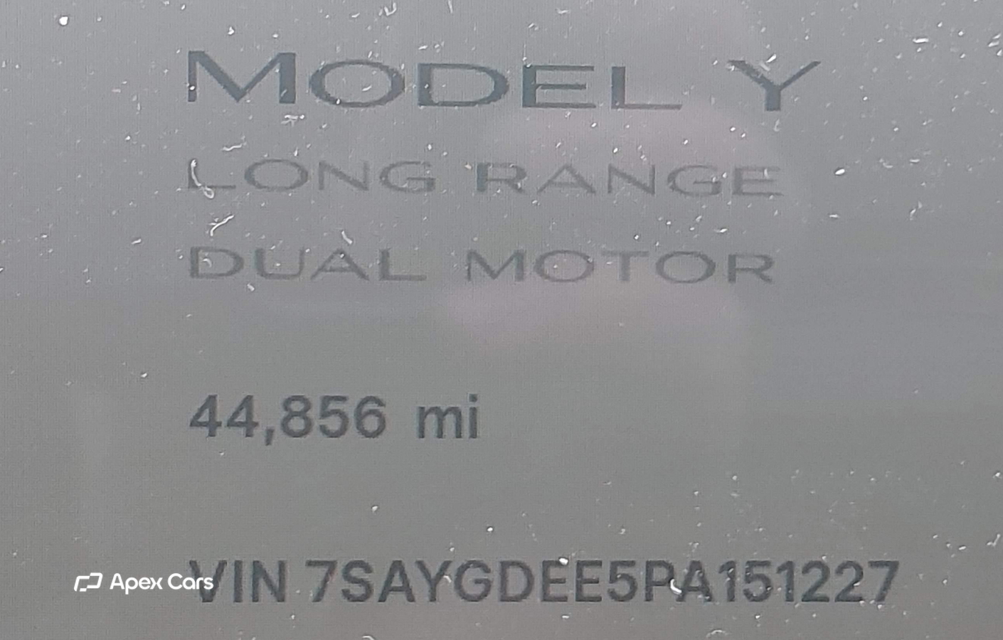 Tesla Model Y 2023