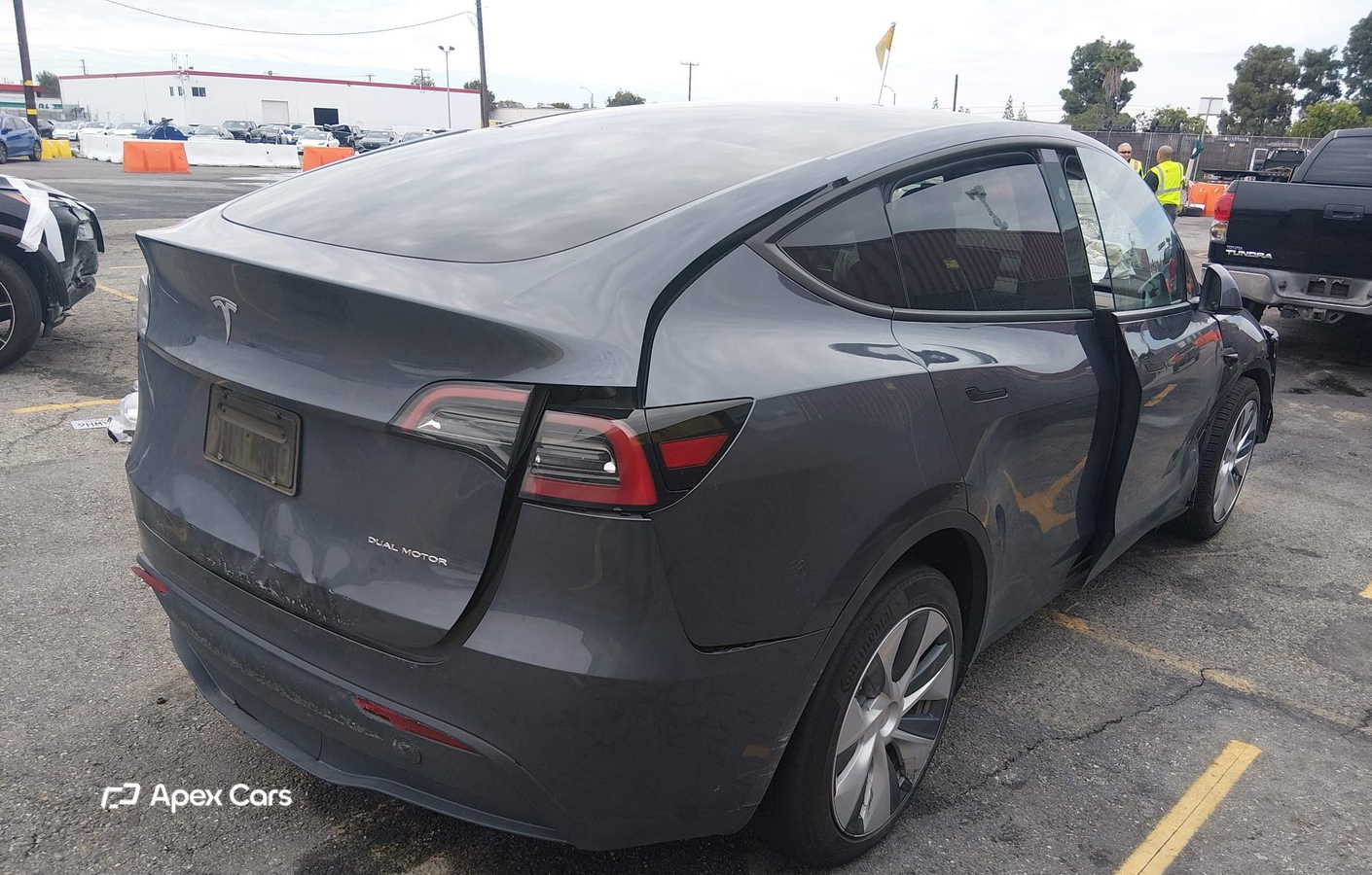 Tesla Model Y 2023