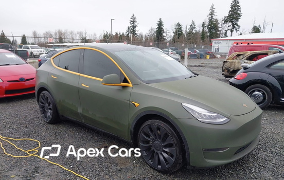 Tesla Model Y 2021 - Image 1 of 20