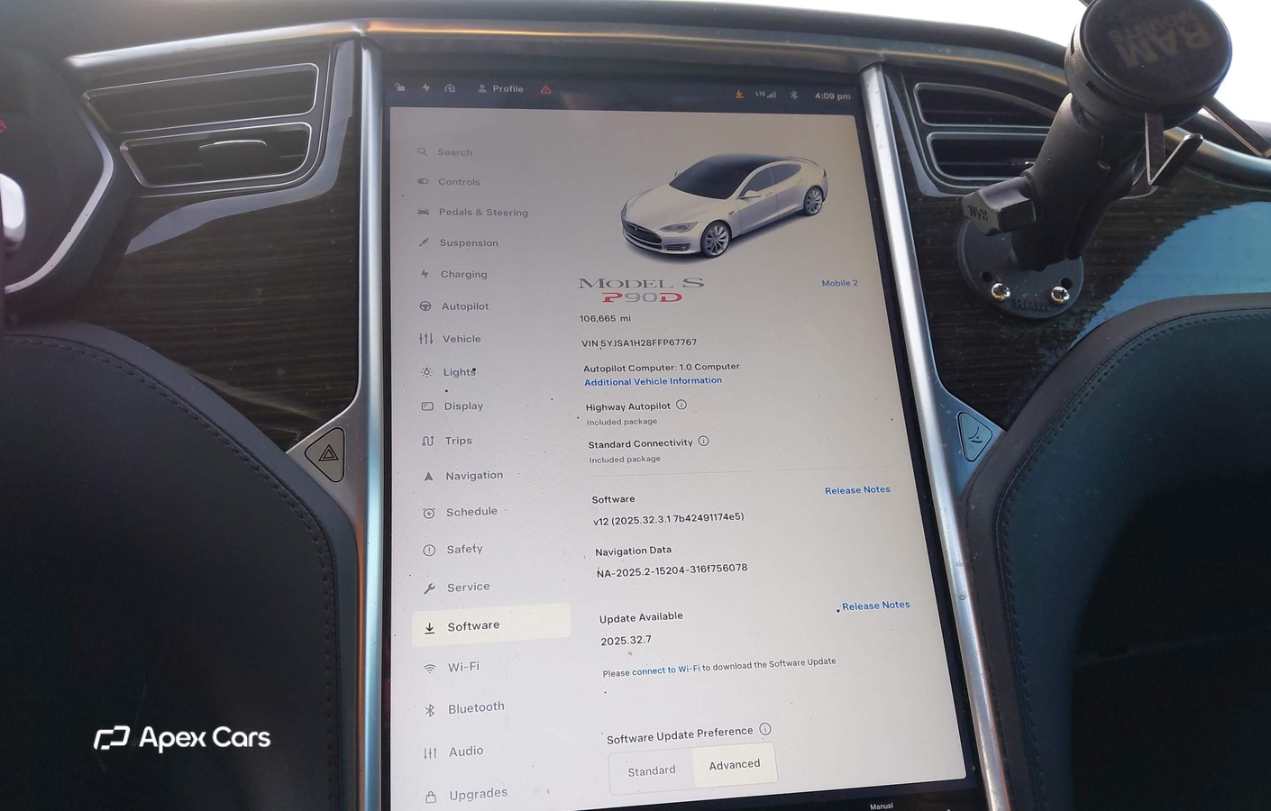 Tesla Model S 2015