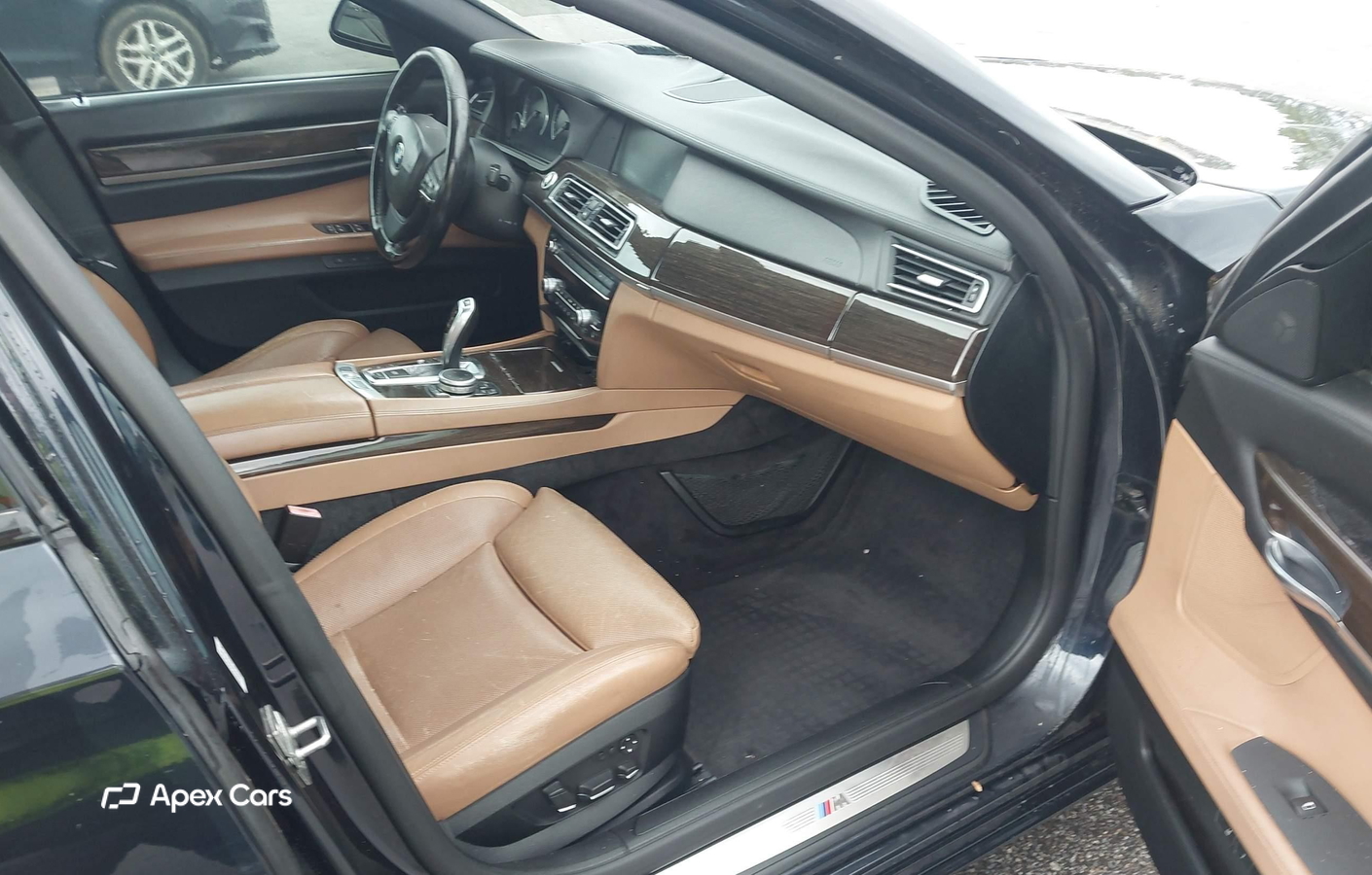 BMW Series 7 2010