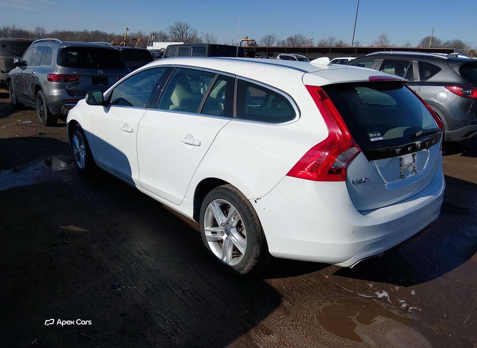 Volvo V60 2015
