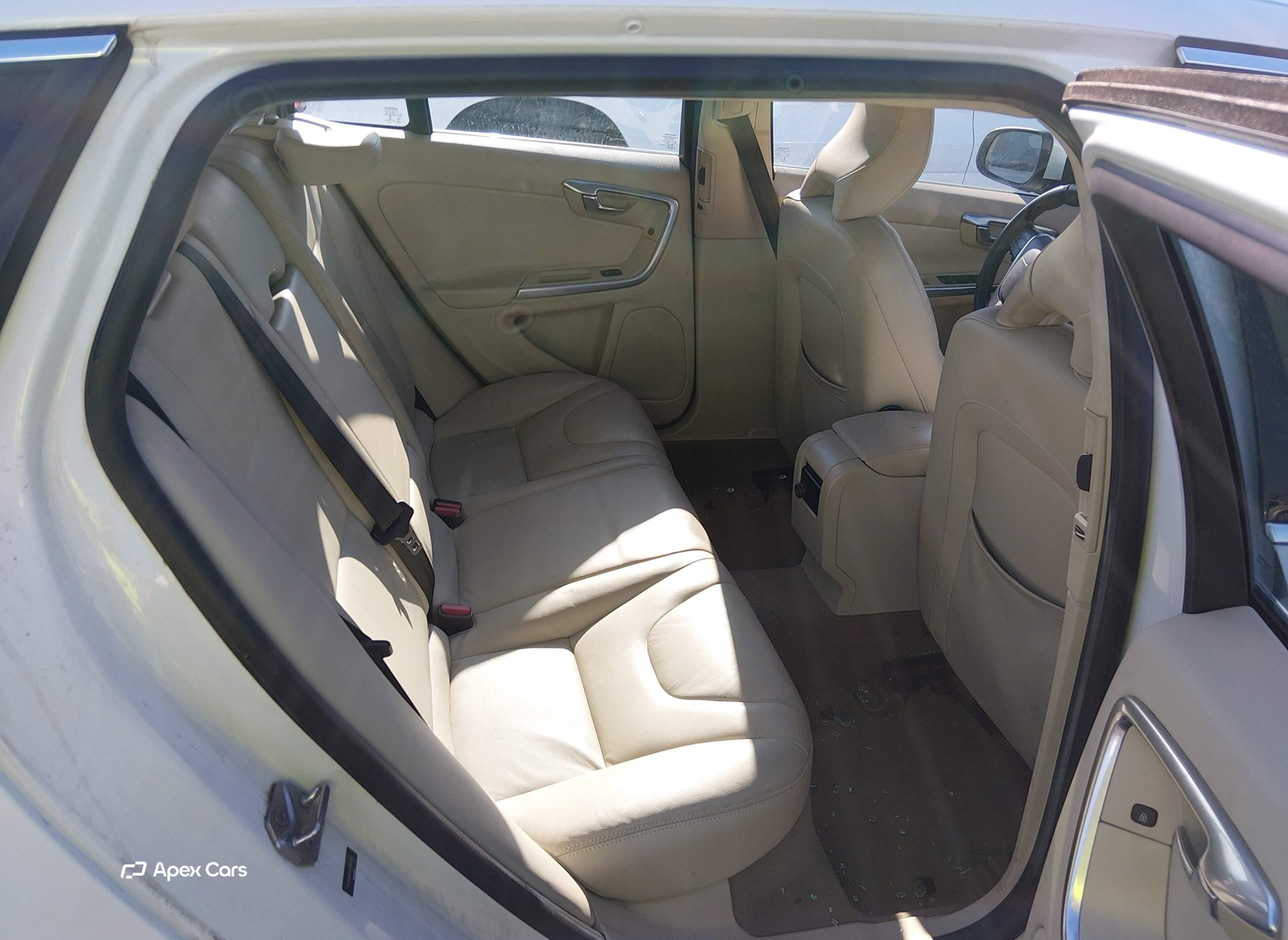 Volvo V60 2015