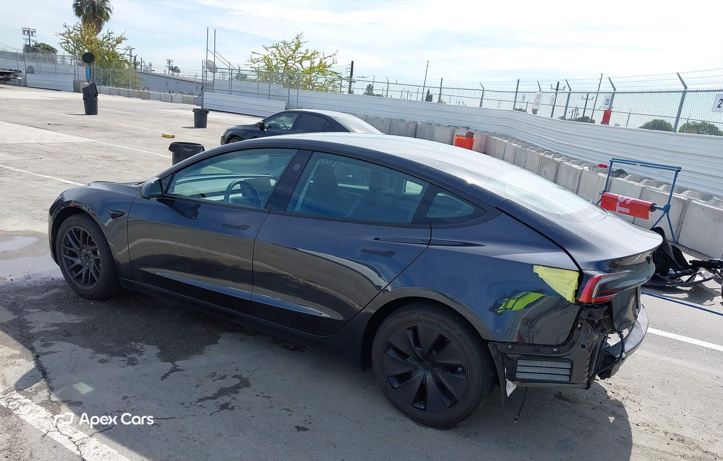Tesla Model 3 2024