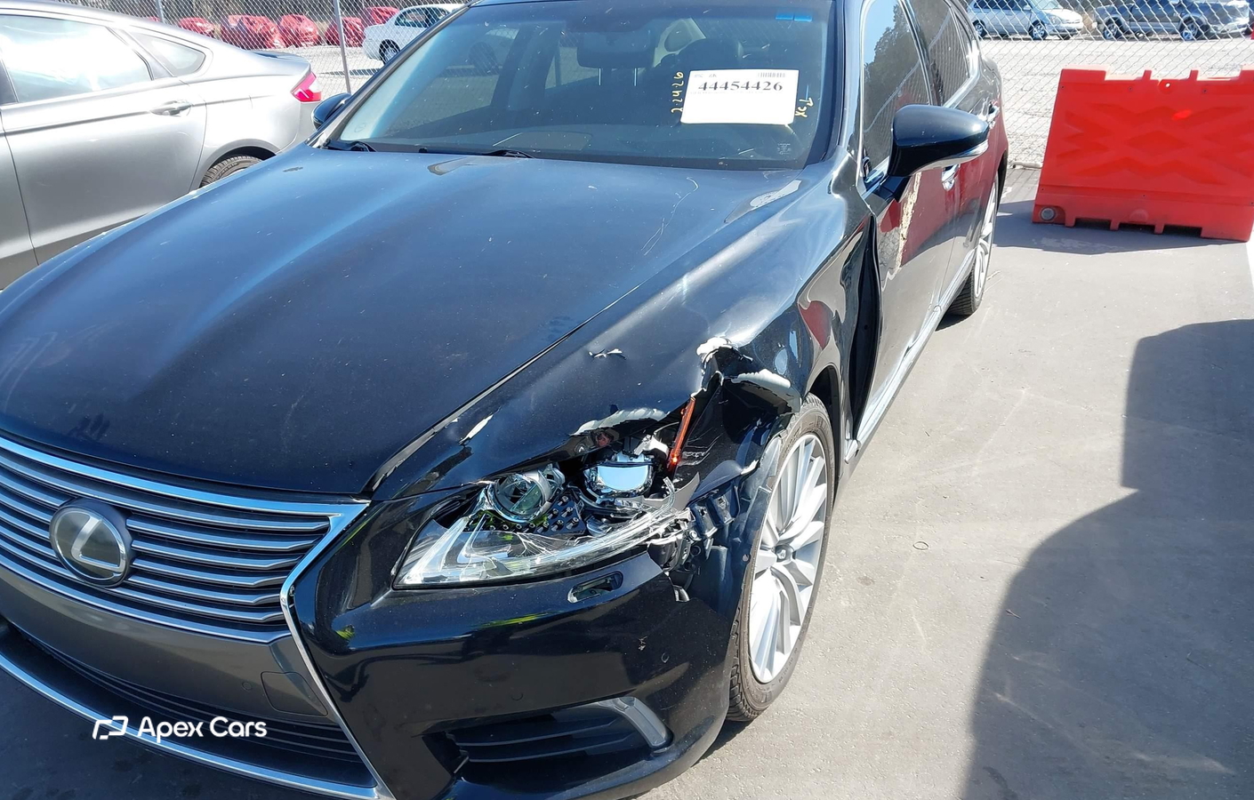 Lexus LS 2015
