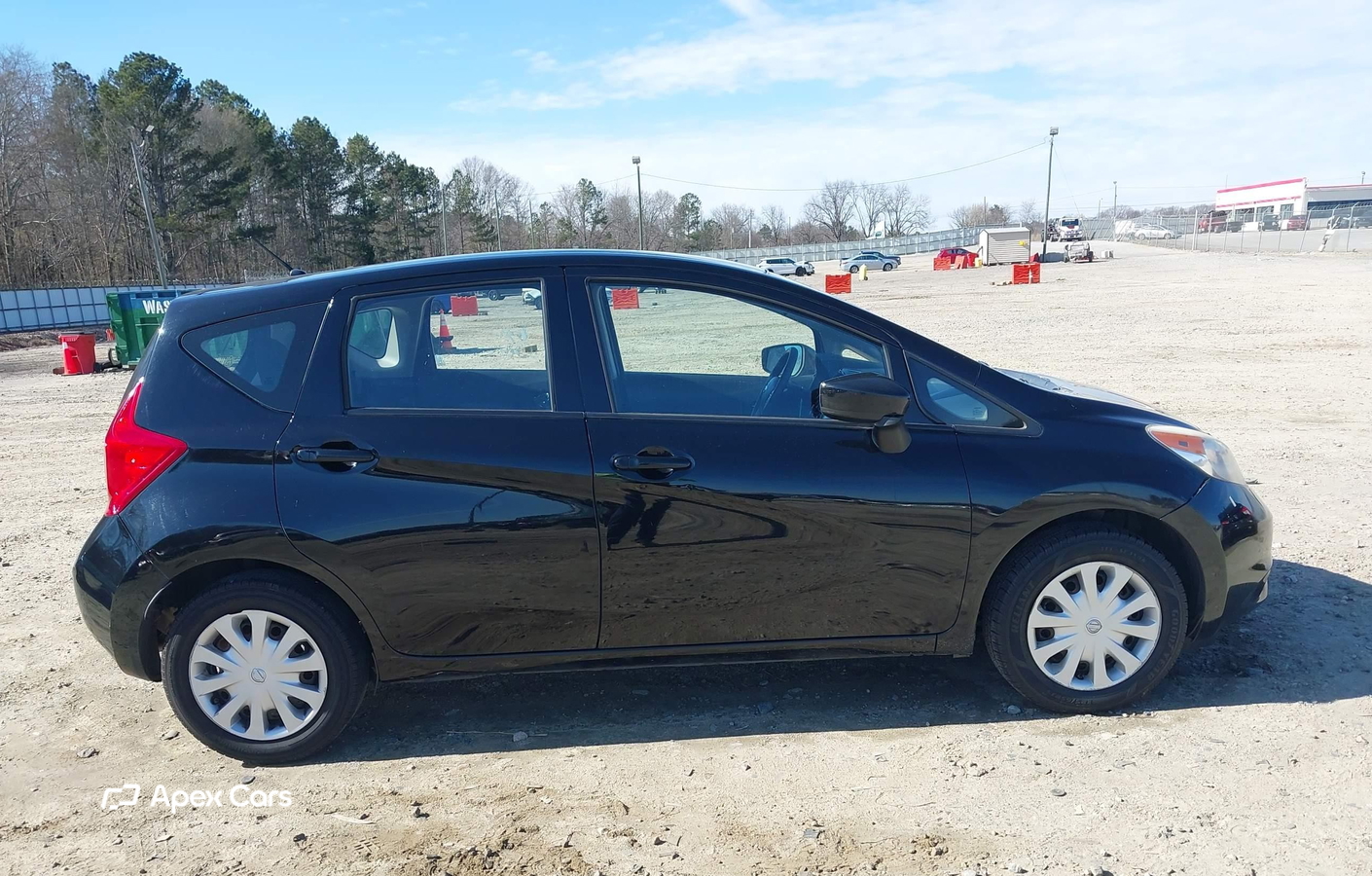 Nissan Versa 2015
