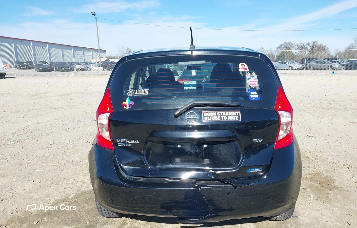 Nissan Versa 2015