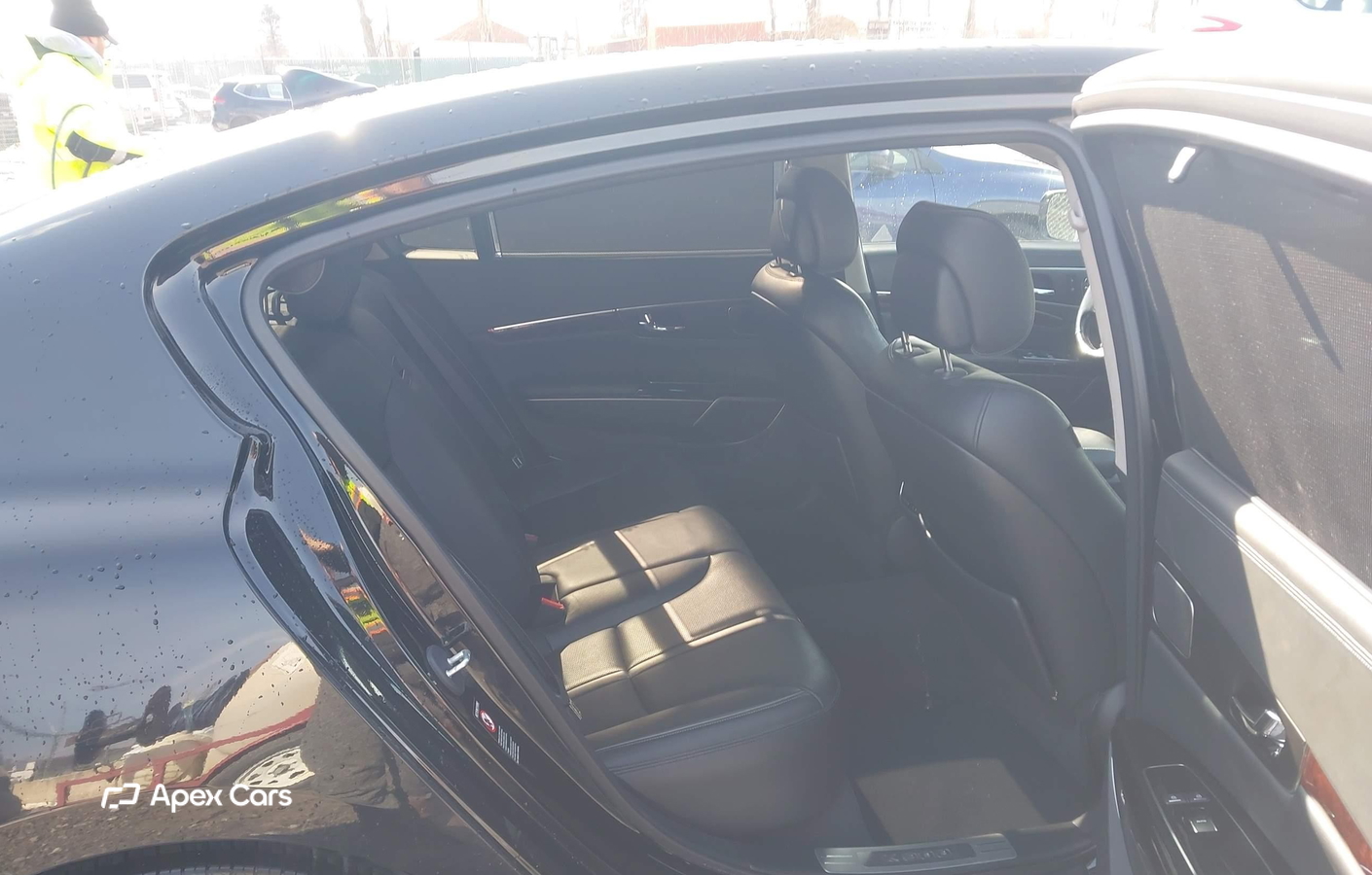 Kia K900 2015