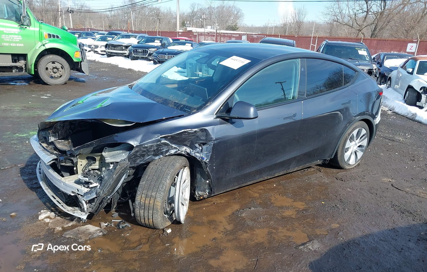 Tesla Model Y 2024