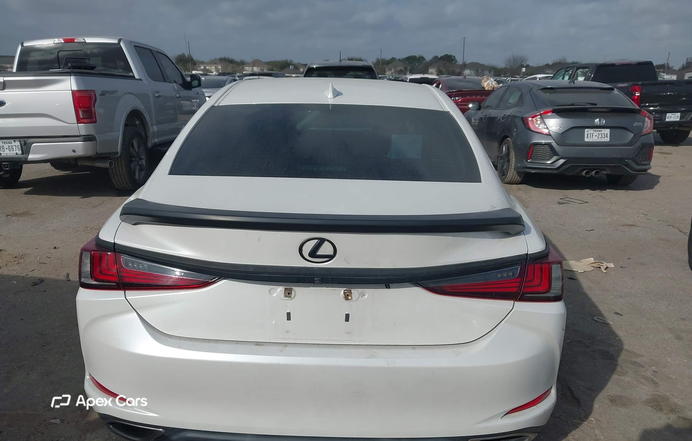Lexus ES 2020