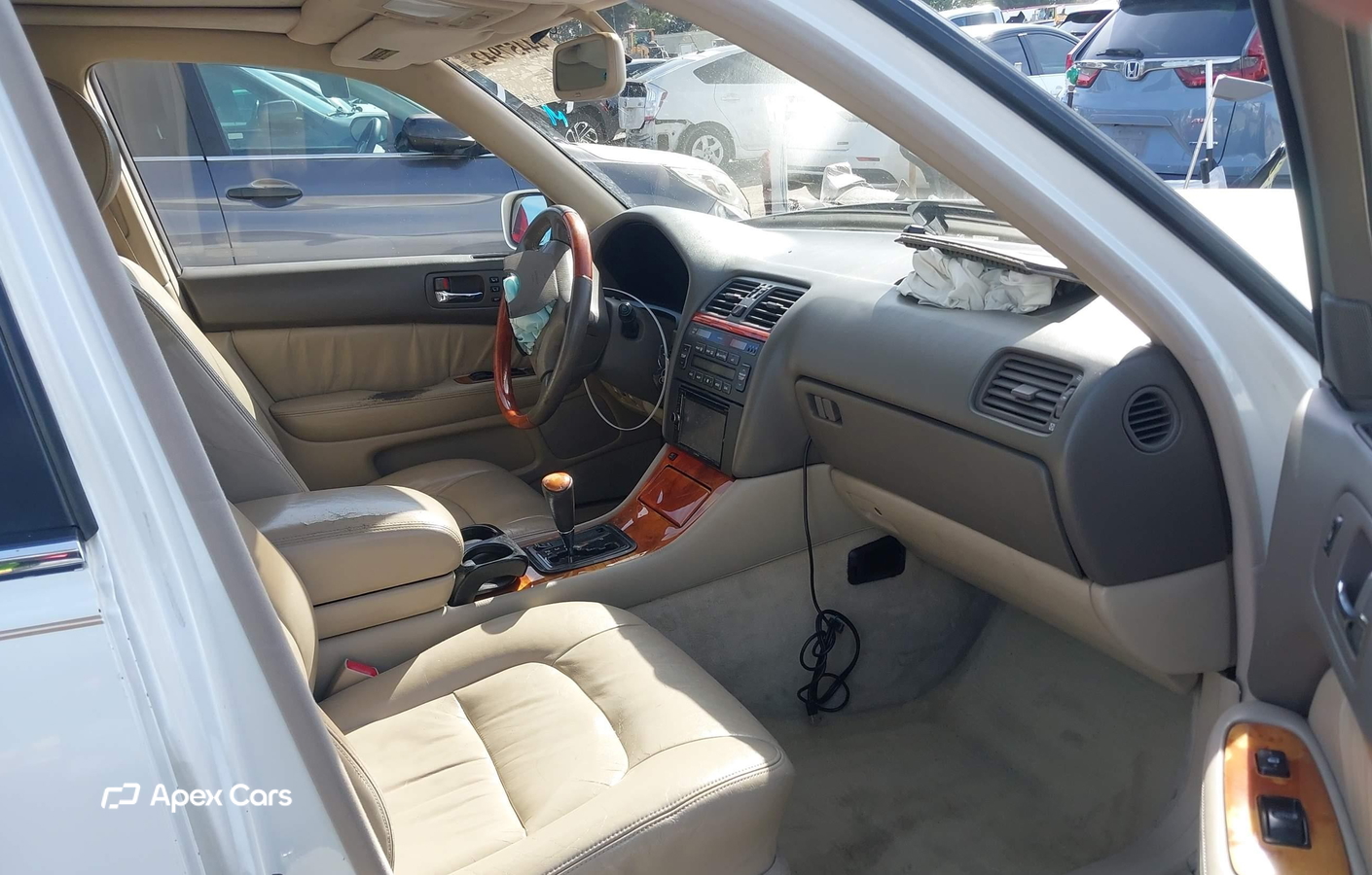 Lexus LS 2000