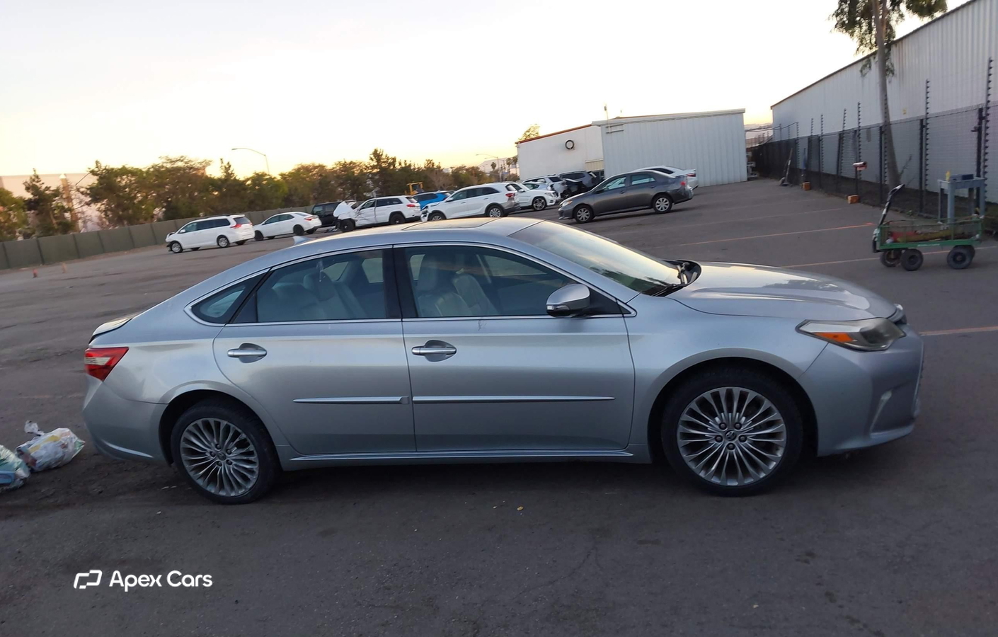 Toyota Avalon 2016