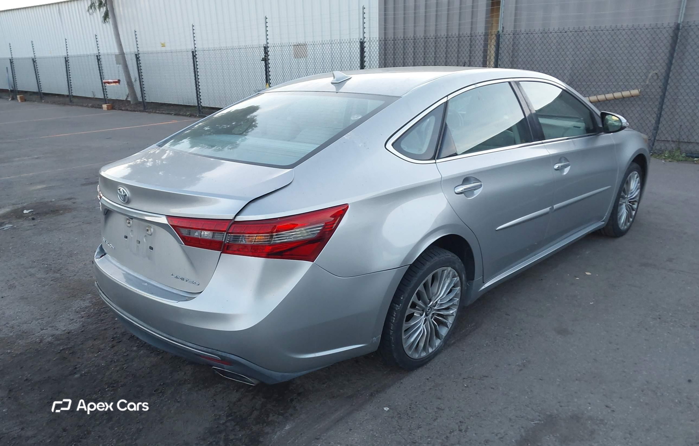 Toyota Avalon 2016