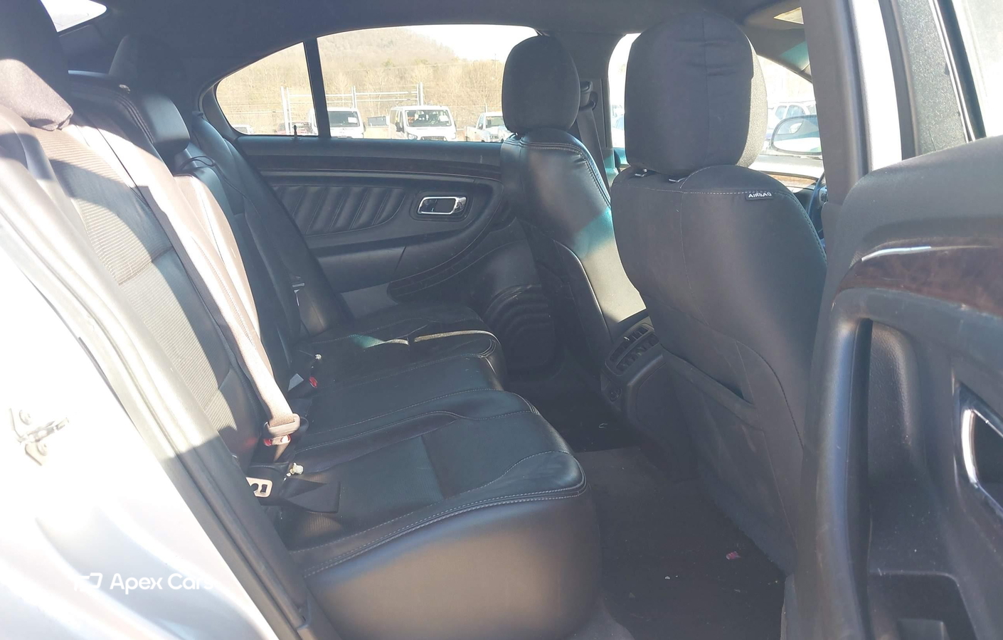 Ford Taurus 2013