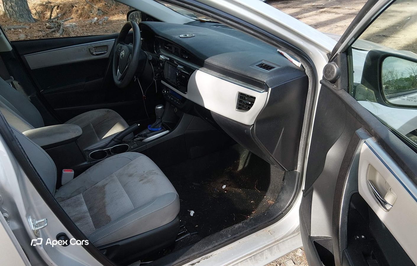 Toyota Corolla 2015