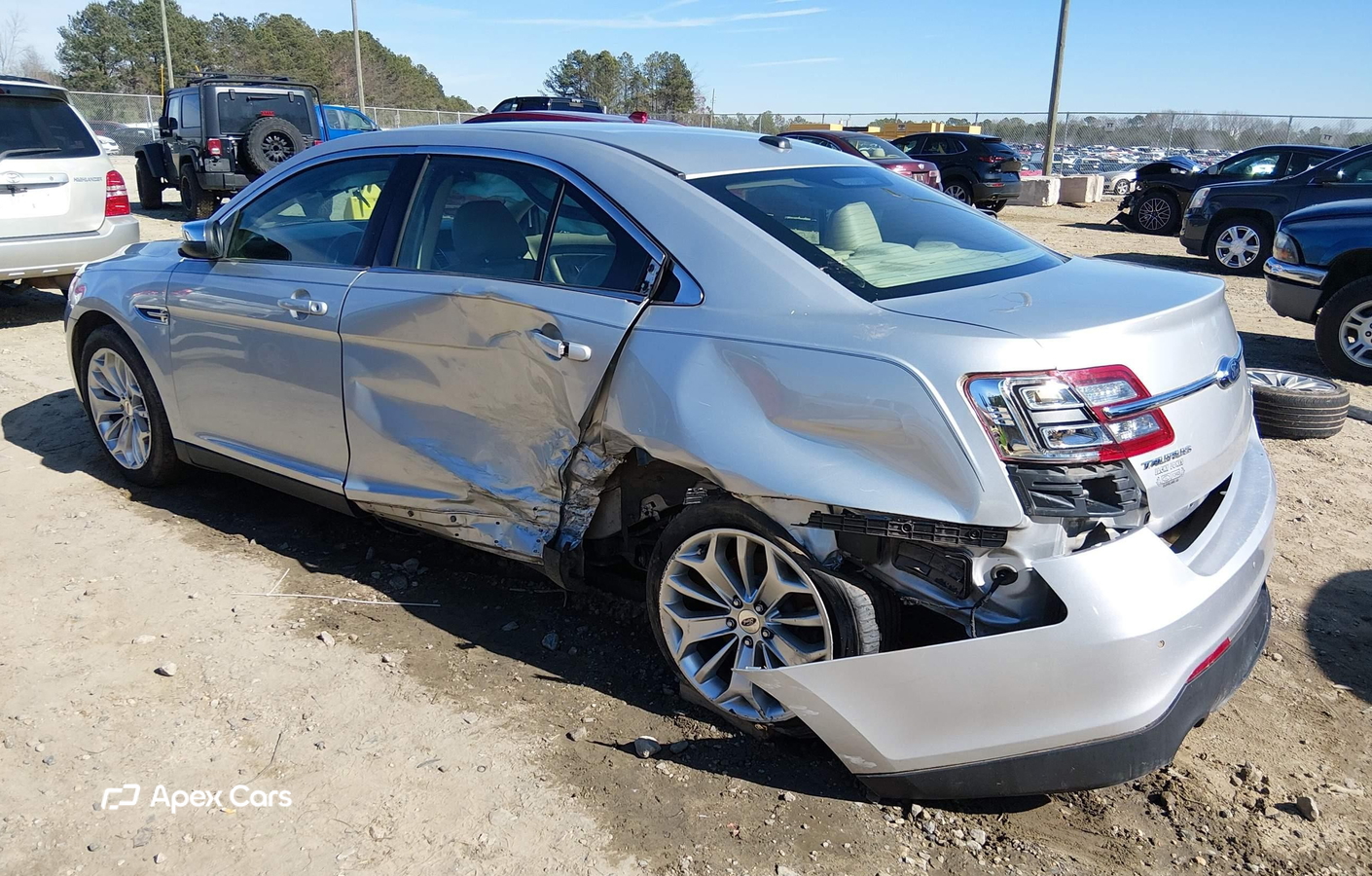Ford Taurus 2019