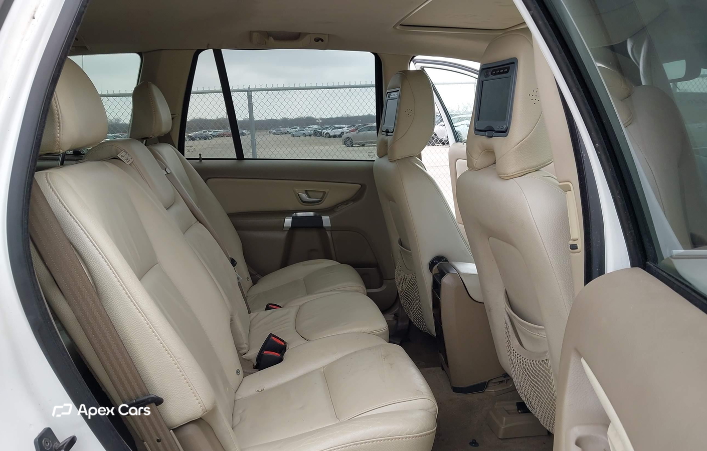 Volvo XC90 2011